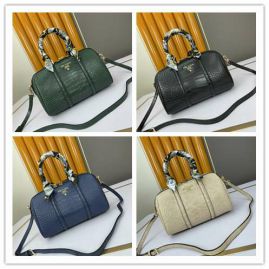 Picture of Prada Lady Handbags _SKUfw119164077fw